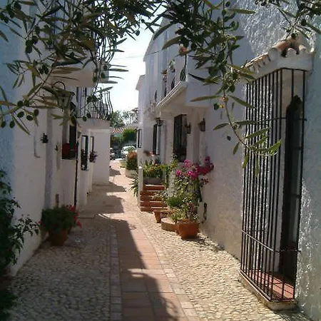 El Capistrano Sur מלון 2*
