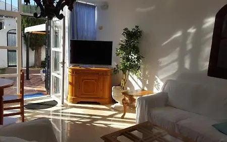 El Capistrano Sur מלון נרחה